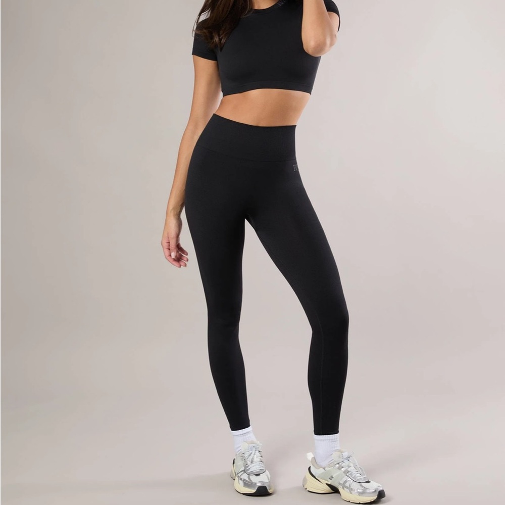 NWT Seamless Black IVL Leggings